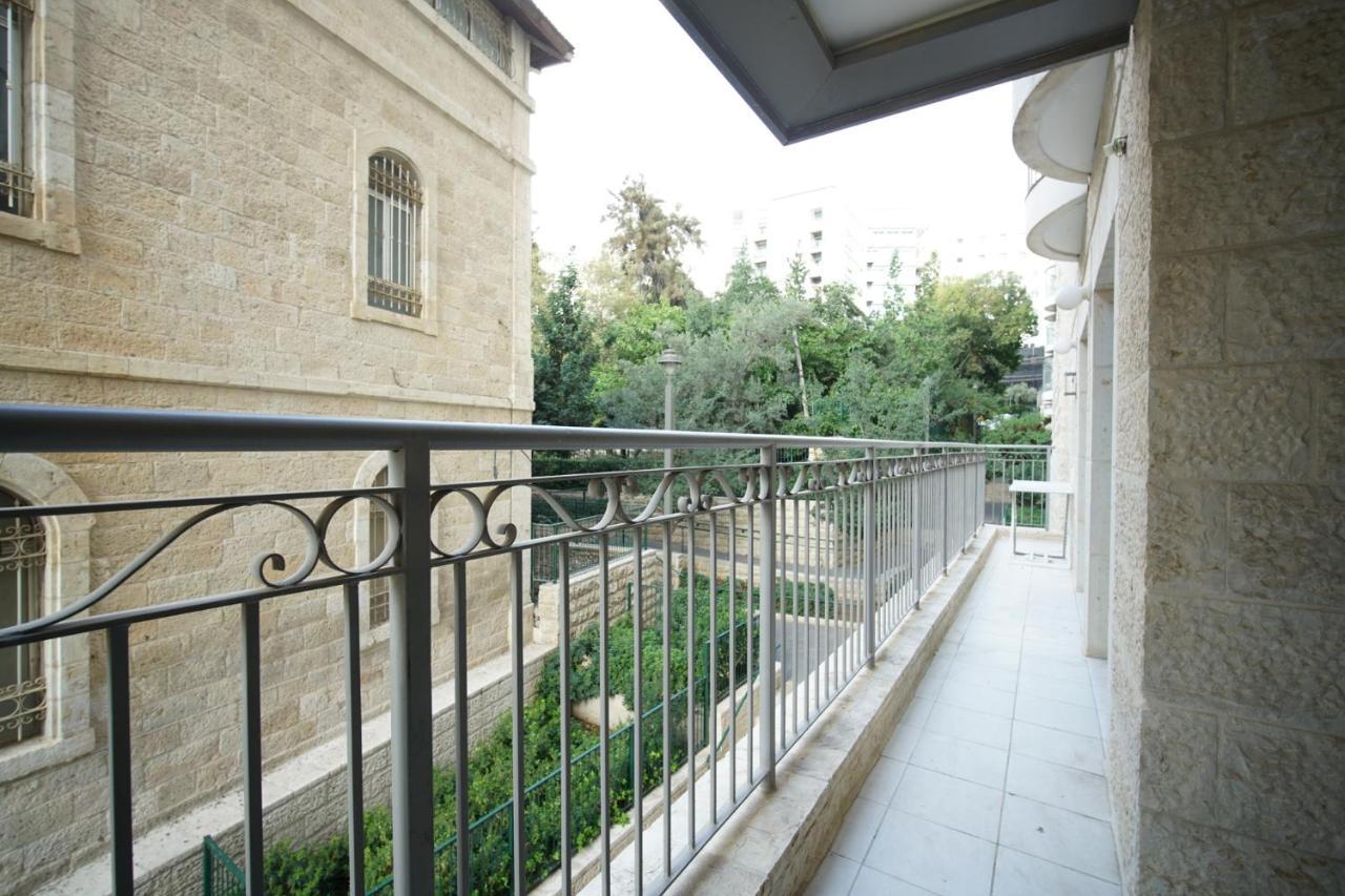 Harav Kuk Modern Apartment By Nimizz เยรูซาเลม ภายนอก รูปภาพ